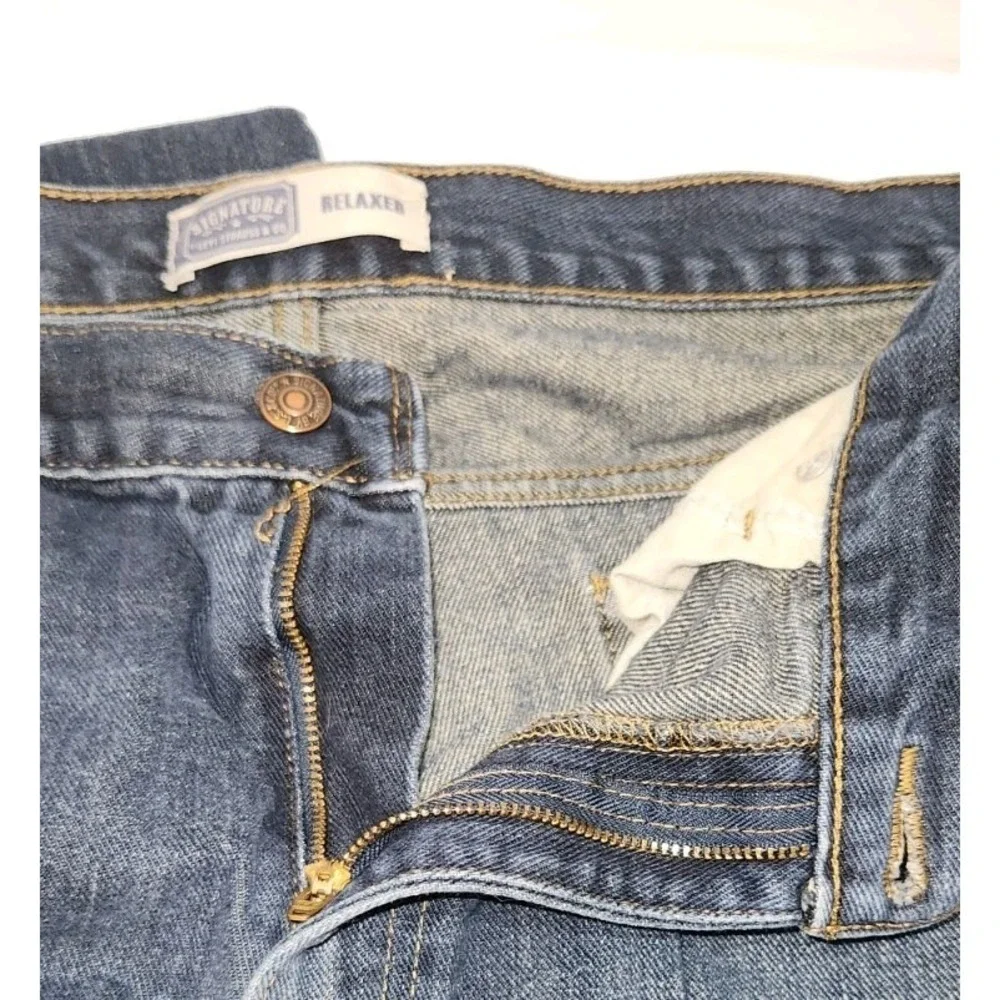 Levi's‎ Signature Jeans Men's 36 x 30 Relaxed Fit Straight Leg Blue Denim Pants